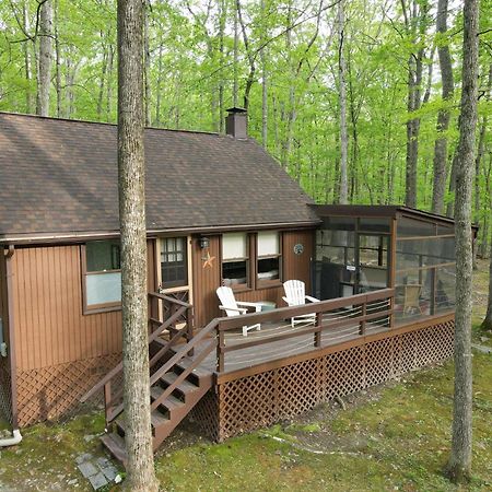 River Walk Cottage - Hot Tub - Pet Friendly - Swing - Screen Porch - River Access - Fire Pit - Wifi - Grill - Deck - King Bed Great Cacapon Екстер'єр фото