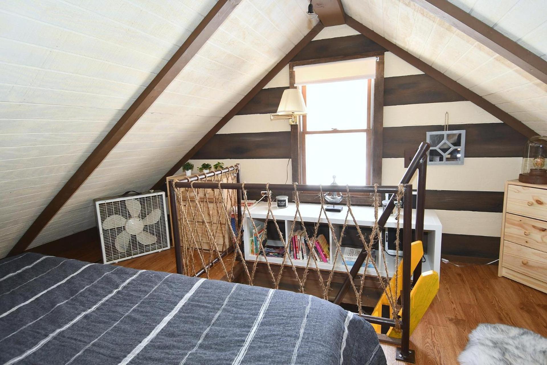 River Walk Cottage - Hot Tub - Pet Friendly - Swing - Screen Porch - River Access - Fire Pit - Wifi - Grill - Deck - King Bed Great Cacapon Екстер'єр фото