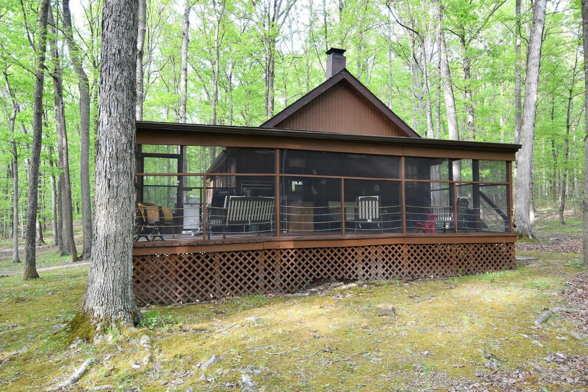 River Walk Cottage - Hot Tub - Pet Friendly - Swing - Screen Porch - River Access - Fire Pit - Wifi - Grill - Deck - King Bed Great Cacapon Екстер'єр фото