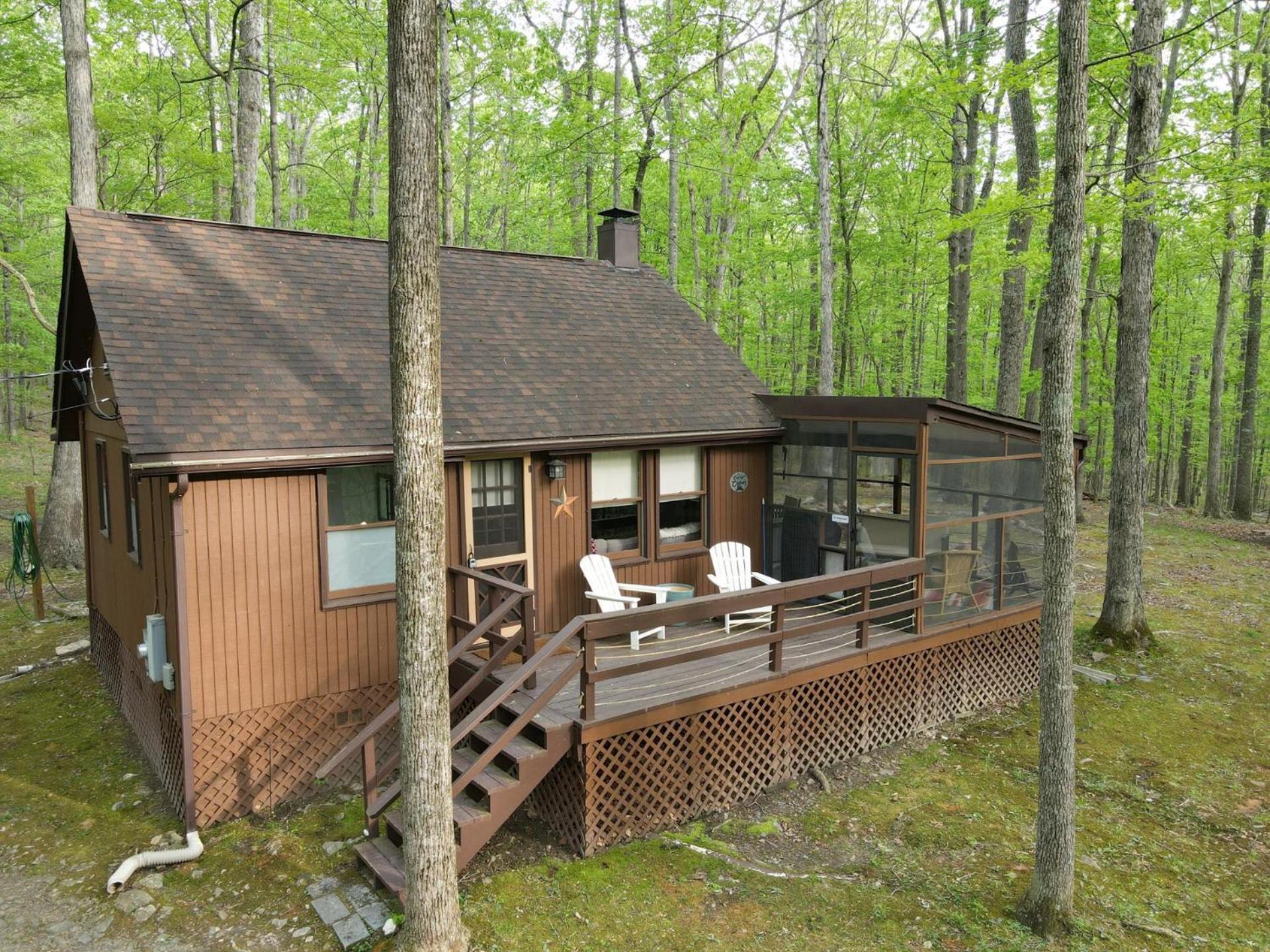 River Walk Cottage - Hot Tub - Pet Friendly - Swing - Screen Porch - River Access - Fire Pit - Wifi - Grill - Deck - King Bed Great Cacapon Екстер'єр фото